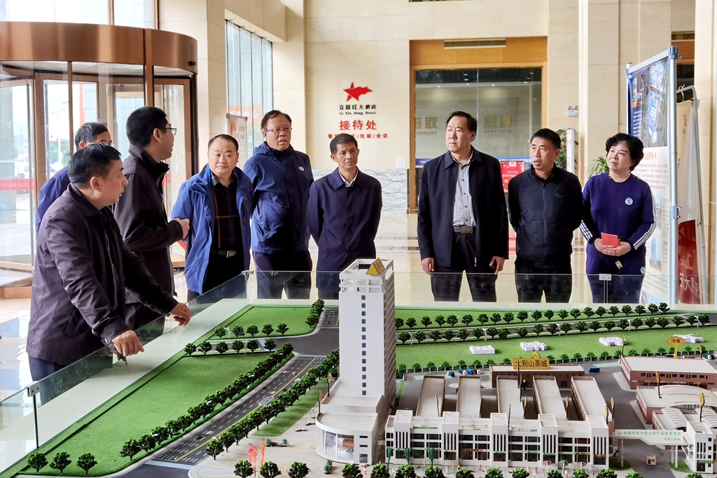 8EF0236596C513C27EBC644EBCB0938D_副本.jpg